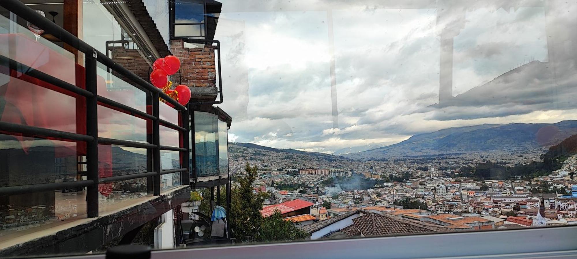 Luna Quitena Hotel Quito Exterior foto